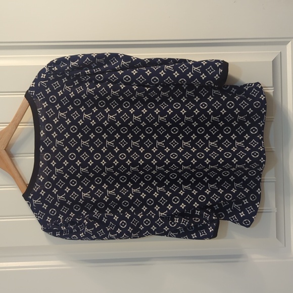 Women's 3/4 sleeve Top - Picture 4 of 5